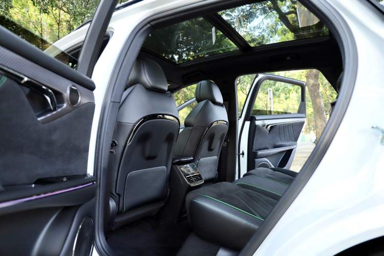 Used VOYAH FREE 2025 318 318 km Rear-Drive Touring Edition
