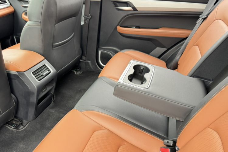 Used Geely Auto Vision X6 2020 1.4T CVT Luxury Edition
