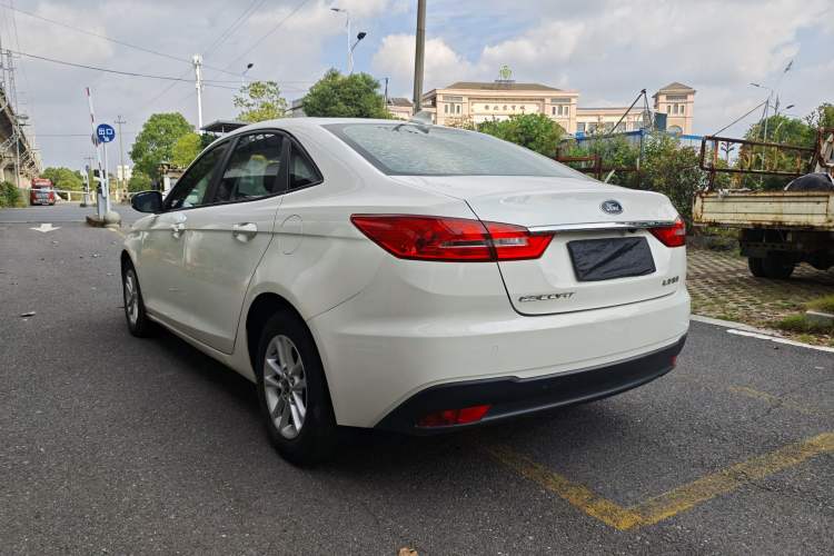 Used Ford Escort 2019 Revised 1.5L Automatic ZhiXiang Version China VI Standard
