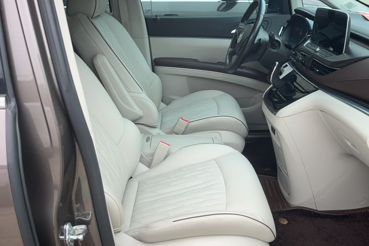 Used Buick GL8 2022 Land Executive Class 652T Prestige Model