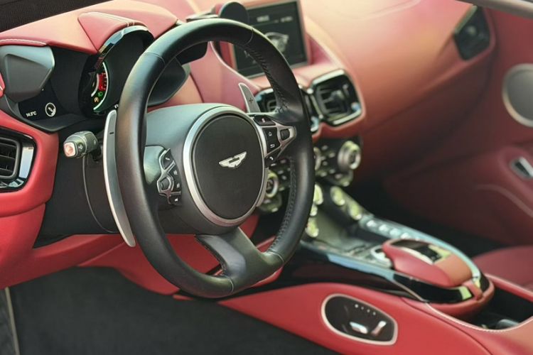 Used AstonMartin V8 Vantage 2018 4.0T V8 Coupe
