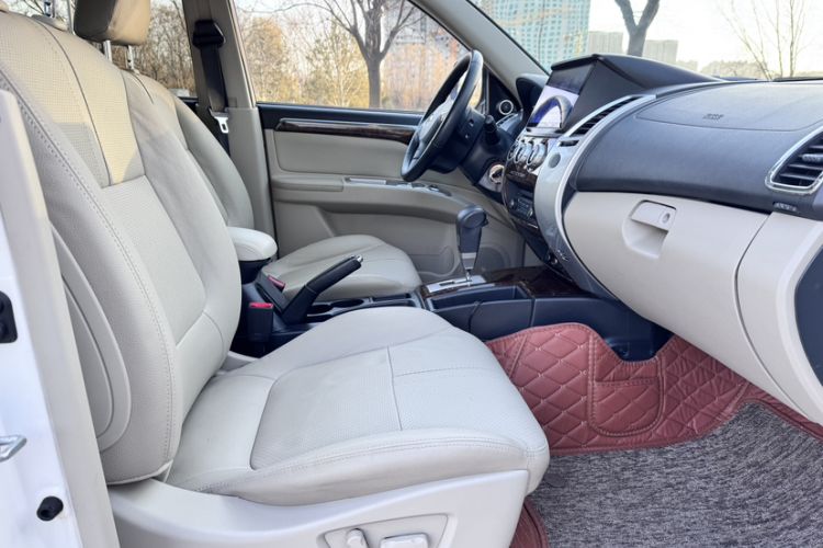 Used Mitsubishi Pajero Sport 2013 3.0L Automatic Two-Wheel Drive Luxury Edition
