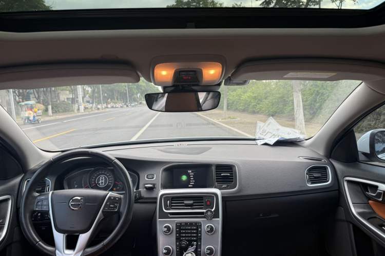 Used Volvo S60 2019 S60L Facelift T5 Intelligent Advanced Edition
