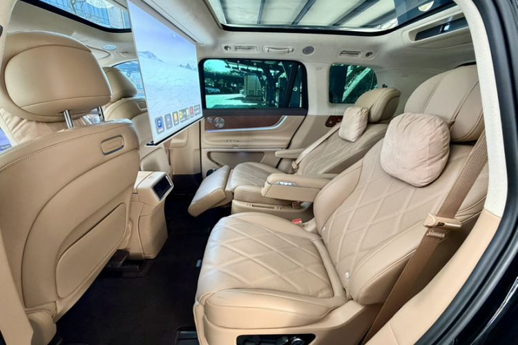 Used Hima AITO M9 2025 Extended-Range Ultra Version 52 kWh 6-Seater
