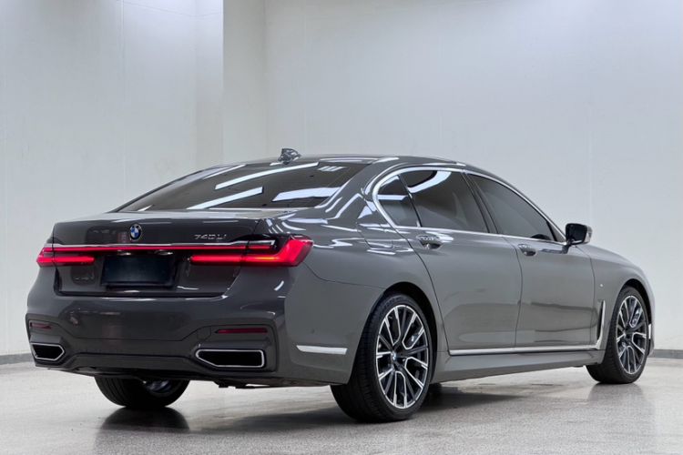 Used BMW 7 Series 2021 740Li Leading Model M Sport Package

