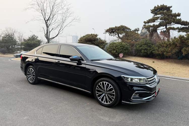 Used Volkswagen Phideon 2021 380TSI Luxury Edition
