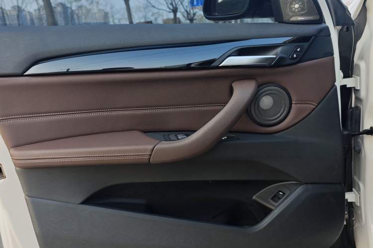 Used BMW X1 2021 sDrive25Li Leading Model
