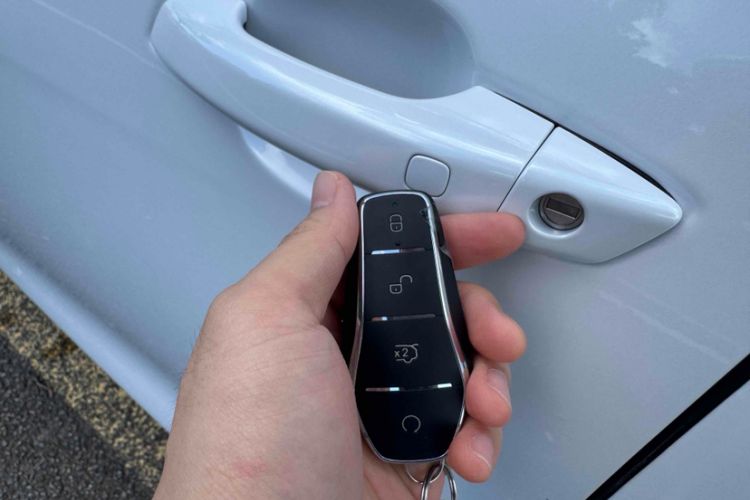 Used BYD Qin PLUS 2025 DM-i Smart Drive 55KM Beyond Model
