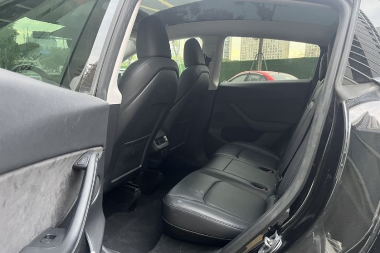 Used Tesla Model Y 2023 Rear-Wheel-Drive Version