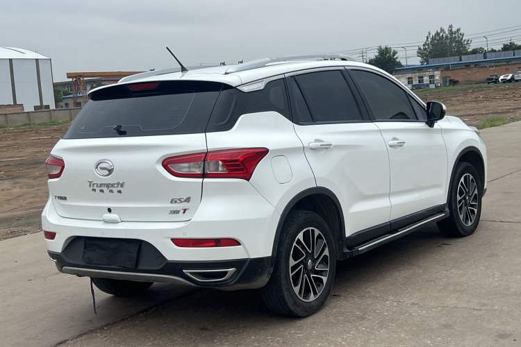 Used GAC Trumpchi GS4 2017 200T Manual Two-Wheel Drive Elite Edition
