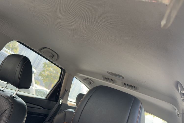 Used Wuling Hongguang S3 2018 1.5L Manual Comfort Model China V Standard