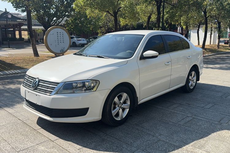 Used Volkswagen Lavida 2017 1.6L Automatic Comfort Edition

