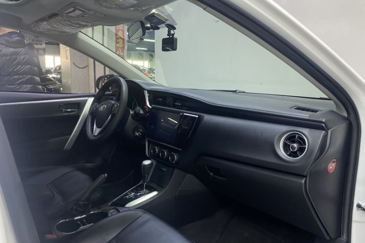 Used Toyota Corolla 2017 Revised Version 1.2T S-CVT GL-i