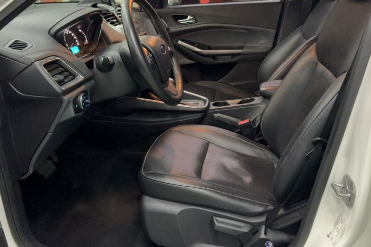 Used Ford Escort 2015 1.5L Automatic Fashion Model
