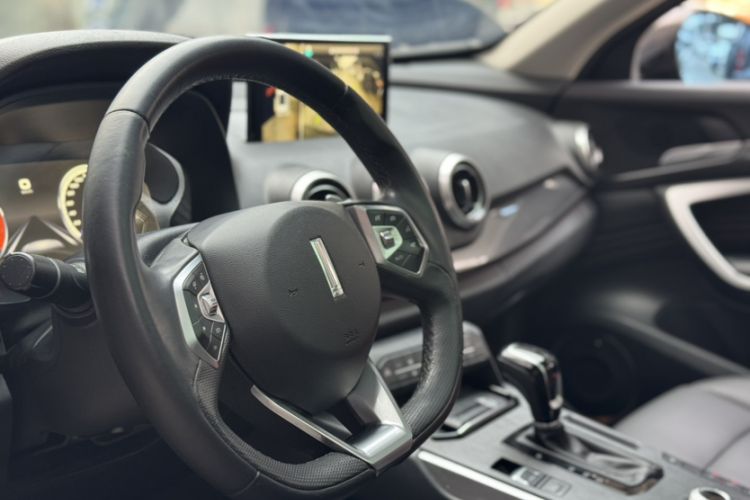 Used Wey VV7 2017 2.0T Flagship Edition
