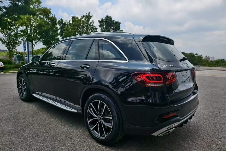 Used Mercedes-Benz GLC 2020 Facelift GLC 300 L 4MATIC Dynamic Edition