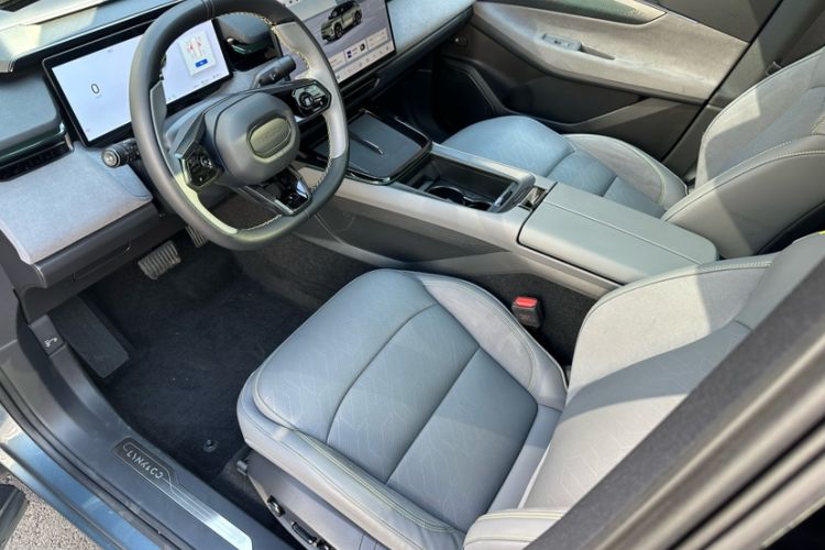 Used Lynk & Co 08 EM-P 2023 220km All-Wheel-Drive Performance Halo