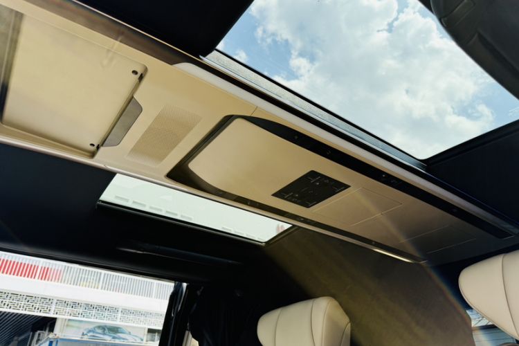 Used Toyota Alphard 2024 Dual-Engine 2.5L Prestige Edition
