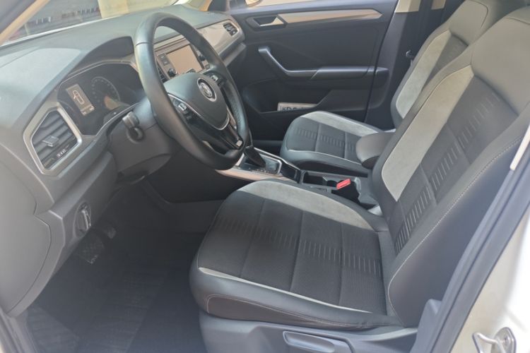 Used Volkswagen T-ROC 2018 280TSI DSG Two-Wheel Drive Advanced Version China V Emission Standard
