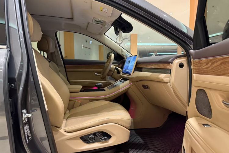 Used Hima AITO M7 2024 1.5T Rear-Drive Plus Version 5 Seats
