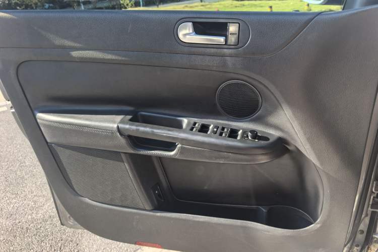 Used Volkswagen Golf 2011 1.4TSI Cross Golf
