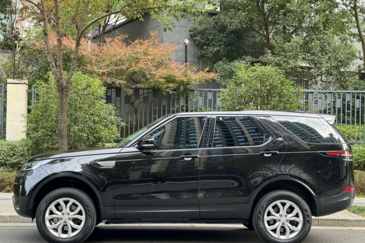 Used Land Rover Discovery 2017 3.0 SC V6 S
