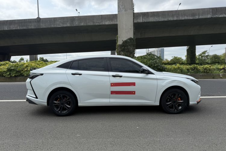 Used Dongfeng Aeolus Yixuan 2023 Mach Edition 1.5L Automatic Chasing Wind Version
