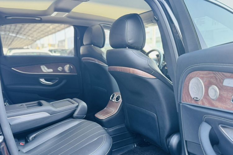 Used Mercedes-Benz E-Class 2022 Updated E 300 L Luxury Edition
