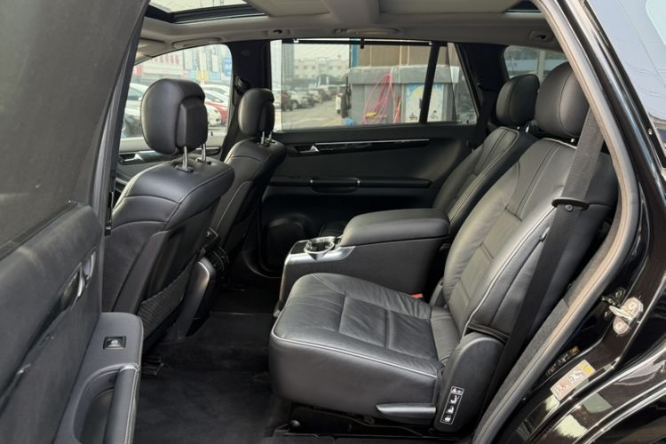 Used Mercedes-Benz R-Class 2014 R 320 4MATIC Luxury Model
