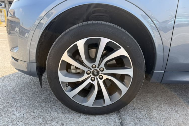 Used Land Rover Discovery Sport 2020 249 PS R-Dynamic Performance Edition