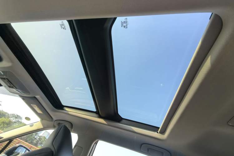 Used Toyota Wildlander 2023 2.0L CVT Two-Wheel Drive Luxury PLUS Edition
