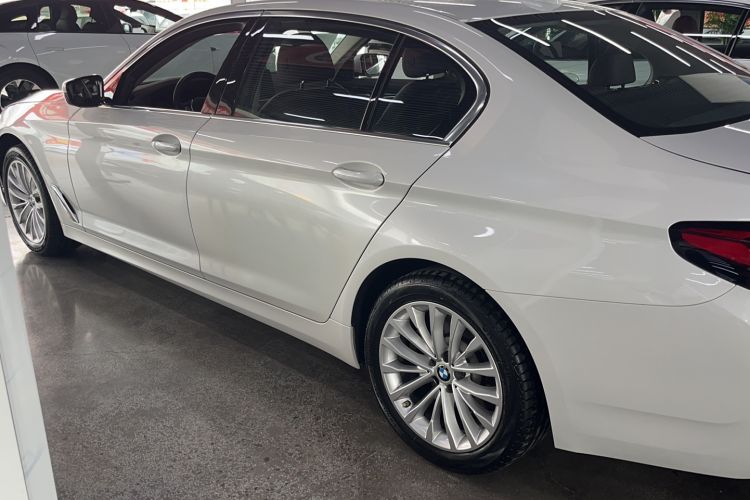 Used BMW 5 Series 2022 Second Facelift 525Li Luxury Package
