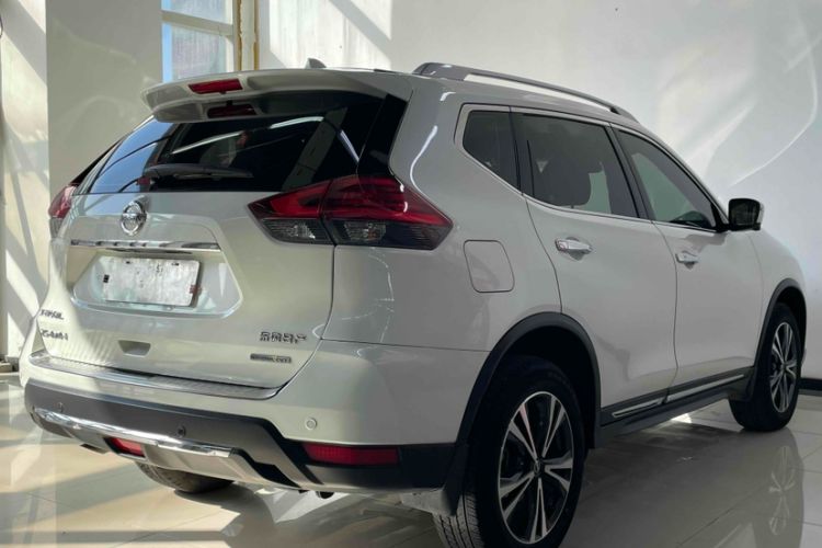 Used Nissan X-Trail 2019 2.5L CVT Smart Connect Luxury Edition 4WD
