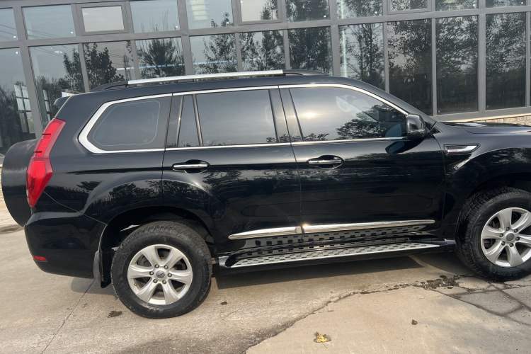 Used Haval H9 2016 2.0T Four-Wheel Drive Luxury Version 5 Seats