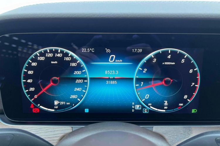 Used Mercedes-Benz E-Class 2022 E 260 L
