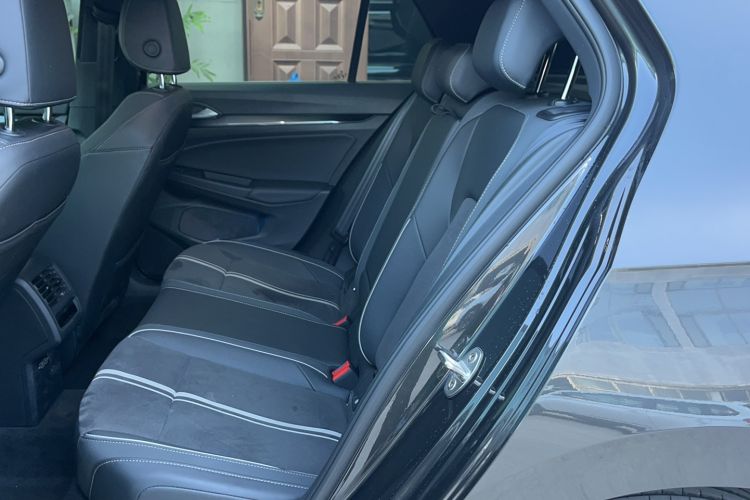 Used Volkswagen Golf 2023 280TSI DSG R-Line Lite
