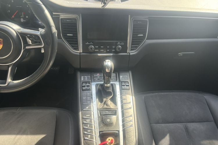 Used Porsche Macan 2017 Macan 2.0T
