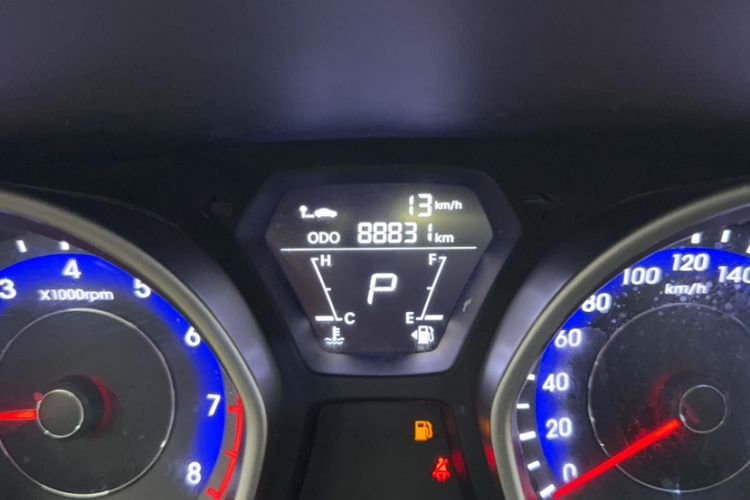 Used Hyundai Elantra 2015 1.6L Automatic Fashion Model