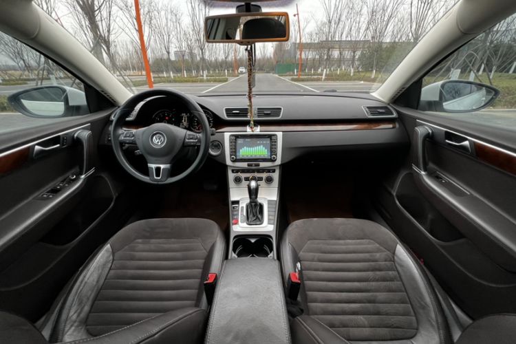 Used Volkswagen Magotan 2012 Travel Edition 2.0 TSI Comfort Version