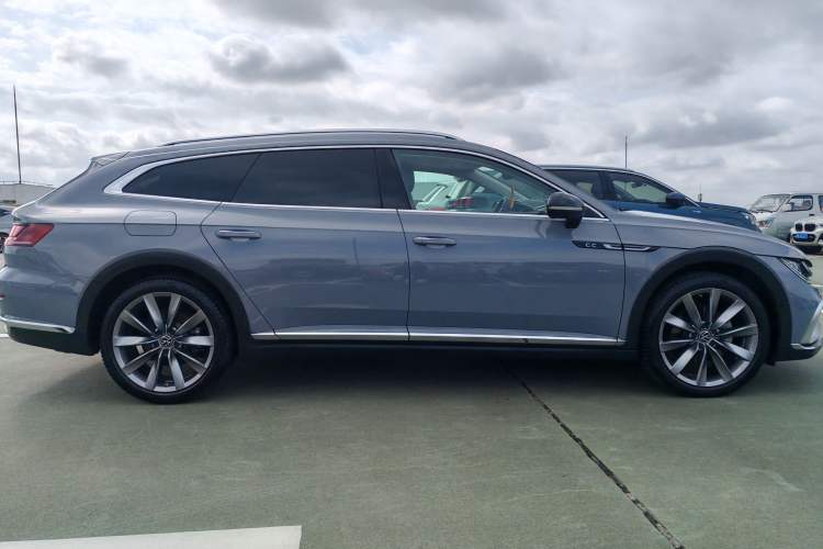 Used Volkswagen FAW-Volkswagen CC 2023 Adventure Vehicle 380TSI Trailblazer Edition