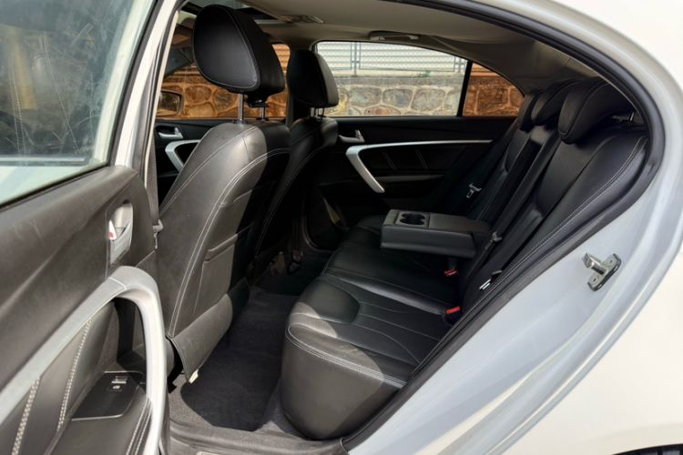 Used Geely Auto Emgrand 2016 Sedan 1.5L CVT Upward Version