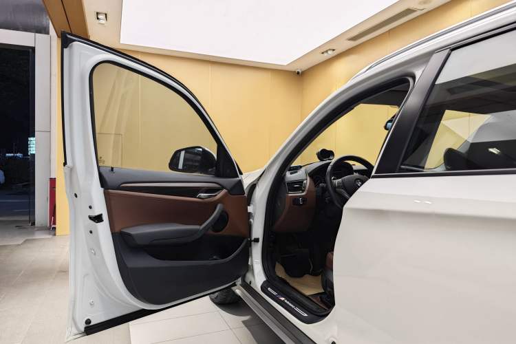 Used BMW X1 2014 xDrive20i X Design Package
