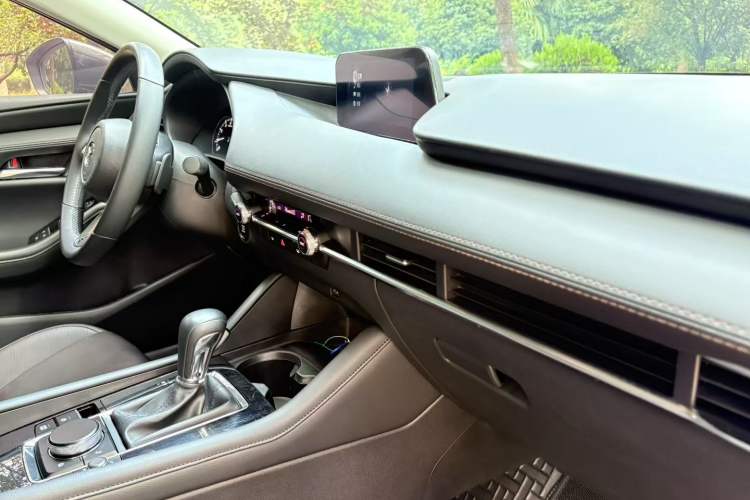 Used Mazda Mazda 3 Axela 2023 2.0L Automatic Zhiya Edition
