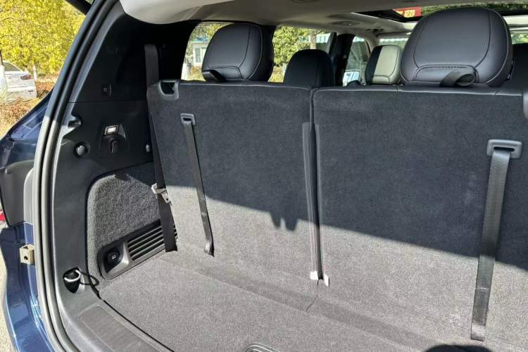 Used  Grand Commander 2018 2.0T Four-Wheel Drive Enjoyment Edition China VI
