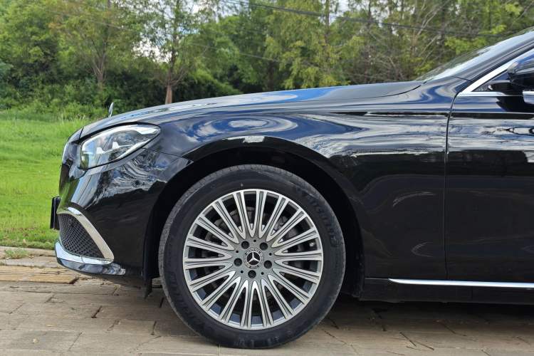 Used Mercedes-Benz E-Class 2021 Facelift E 300 L Stylish Edition
