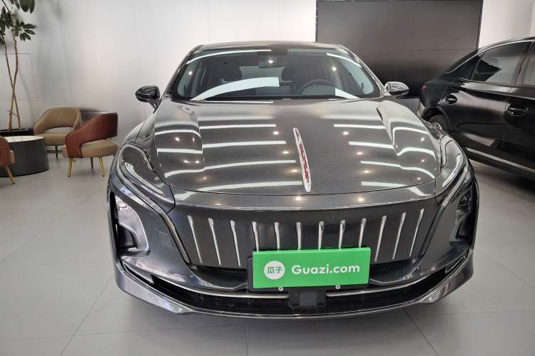 Used Hongqi E-QM5 2023 560km PLUS
