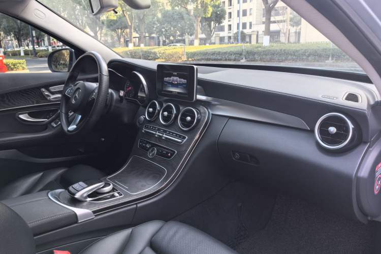 Used Mercedes-Benz C-Class 2015 Revised C 200 L Sport Edition
