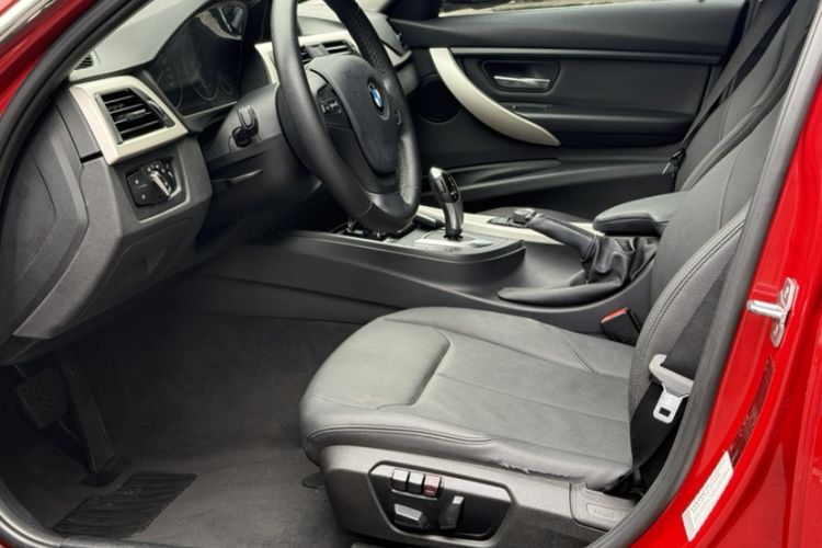 Used BMW 3 Series 2015 320Li Luxury Edition Fashion Model
