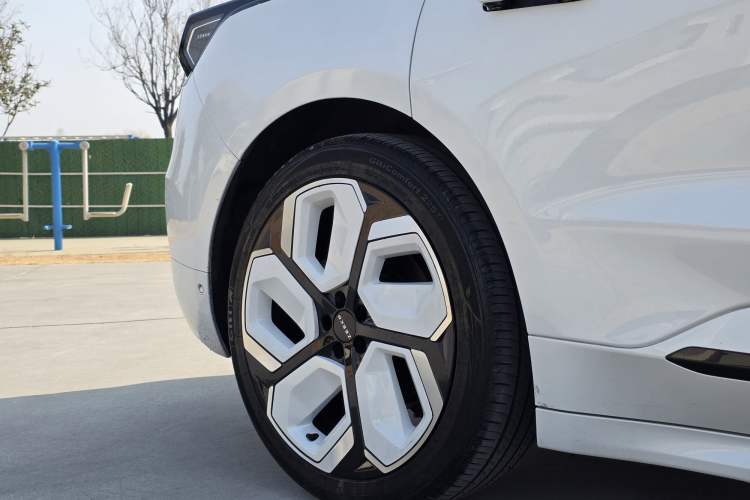 Used Zeekr 001 2021 Ultra-Long Range Single-Motor WE Edition
