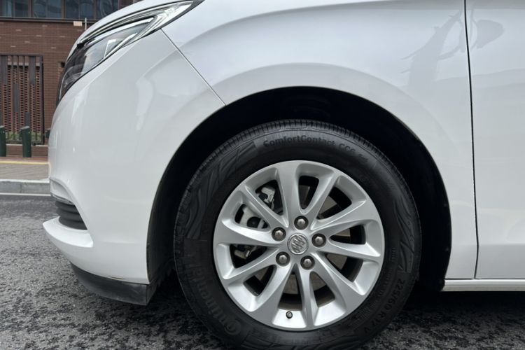 Used Buick GL8 2018 ES 28T Comfort Model China VI Standard